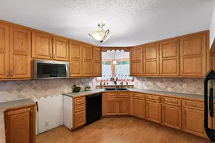 11833 Shady Oak Ln, Minnetonka, MN 55343 - Photo 14