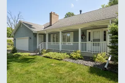 2500 Fernwood Street, Roseville, MN 55113 - Photo 2
