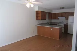 7908 Beard Ave N, Brooklyn Park, MN 55443 - Photo 4