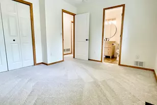 2011 Lake View Dr, Prior Lake, MN 55352 - Photo 20