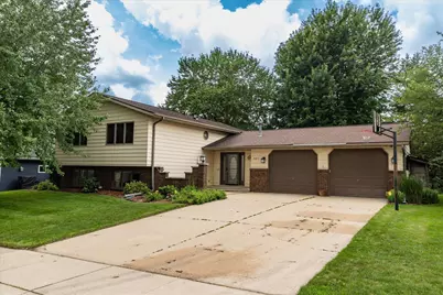5911 24th Avenue NW, Rochester, MN 55901 - Photo 1