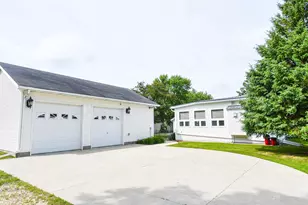 516 St Paul Ave S, Thief River Falls, MN 56701 - Photo 50