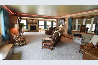 516 Saint Paul Avenue S, Thief River Falls, MN 56701 - Photo 24