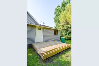 237 E Nelson Avenue, Warren, MN 56762 - Photo 32