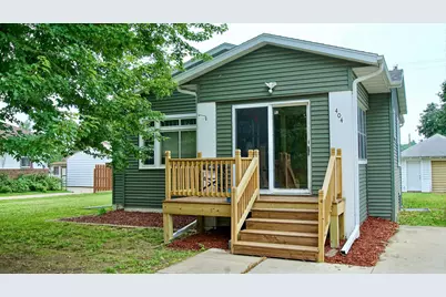 404 1st Avenue SE, Pine Island, MN 55963 - Photo 1