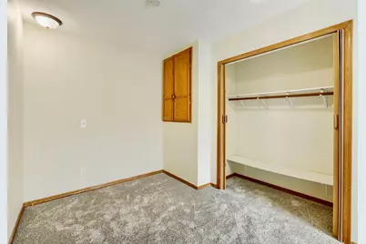 9014 Hampshire Avenue N, Brooklyn Park, MN 55445 - Photo 10