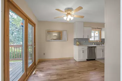 9562 99th Avenue N, Maple Grove, MN 55369 - Photo 4