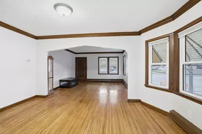 227 Maryland Avenue W, Saint Paul, MN 55117 - Photo 2