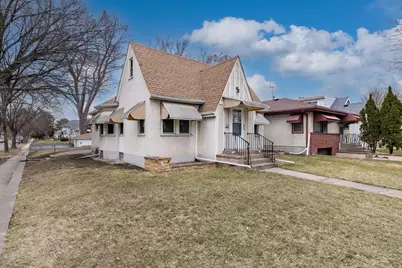 227 Maryland Avenue W, Saint Paul, MN 55117 - Photo 4