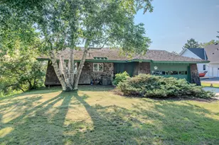 1421 Broadway Ave S, Sauk Rapids, MN 56379 - Photo 1