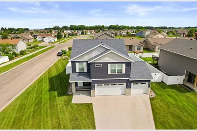 1202 Southwood Drive, Dilworth, MN 56529 - Photo 2