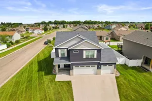 1202 Southwood Dr, Dilworth, MN 56529 - Photo 2