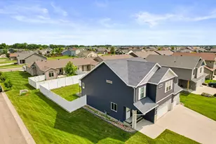 1202 Southwood Dr, Dilworth, MN 56529 - Photo 6