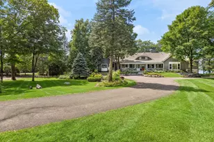 2740 Gale Rd, Wayzata, MN 55391 - Photo 4