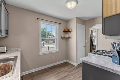 1205 9th Street NE, Rochester, MN 55906 - Photo 10