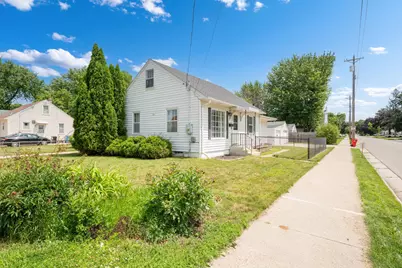 1205 9th Street NE, Rochester, MN 55906 - Photo 4