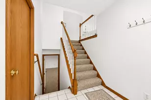 2916 Frank St, Maplewood, MN 55109 - Photo 8