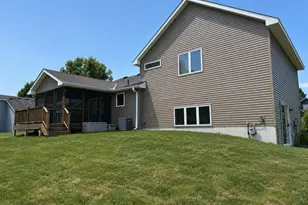 536 14th St, Delano, MN 55328 - Photo 4