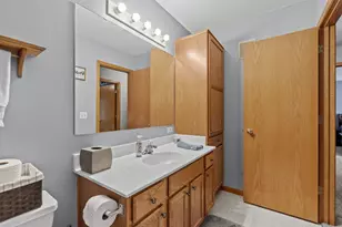 1585 Chartreux Ave, Shakopee, MN 55379 - Photo 16