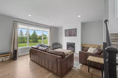 6694 Lakeview Circle NE, Albertville, MN 55301 - Photo 8