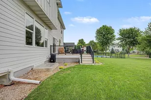 6694 Lakeview Circle NE, Albertville, MN 55301 - Photo 28