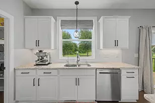 6694 Lakeview Circle NE, Albertville, MN 55301 - Photo 6