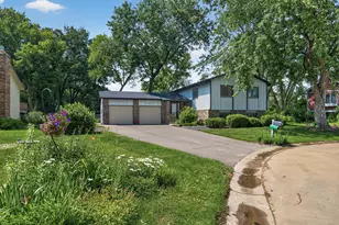 882 90th Ave NW, Coon Rapids, MN 55433 - Photo 40