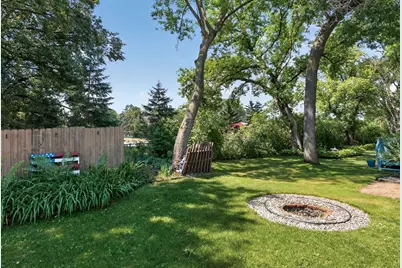 882 90th Avenue NW, Coon Rapids, MN 55433 - Photo 34