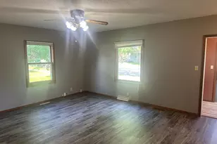 313 Poplar Ave N, Canby, MN 56220 - Photo 12