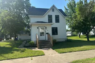 313 Poplar Ave N, Canby, MN 56220 - Photo 1