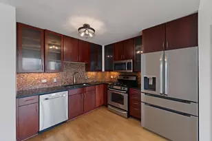 929 Portland Ave, Minneapolis, MN 55404 - Photo 2