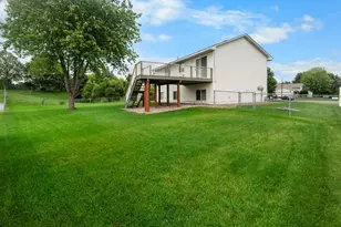 6724 92nd Ct N, Brooklyn Park, MN 55445 - Photo 2