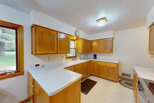 17743 750th Ave, Albert Lea, MN 56007 - Photo 6