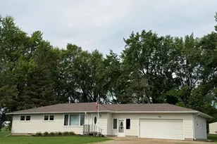 17743 750th Ave, Albert Lea, MN 56007 - Photo 1
