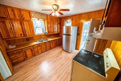 704 7th Street SE, Rochester, MN 55904 - Photo 2