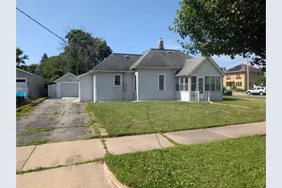 704 7th Street SE, Rochester, MN 55904 - Photo 2