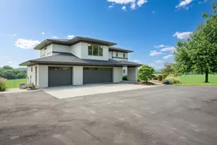 15157 County 11 Blvd, Pine Island, MN 55963 - Photo 68