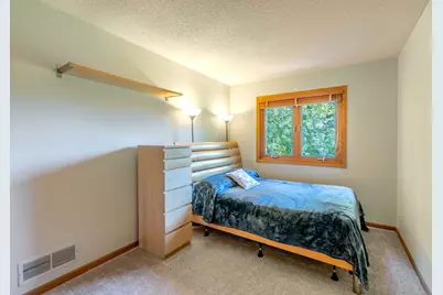 1199 Ashley Lane, Mahtomedi, MN 55115 - Photo 20