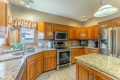 1199 Ashley Lane, Mahtomedi, MN 55115 - Photo 8