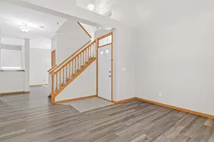 17980 Cobblestone Way, Eden Prairie, MN 55347 - Photo 6