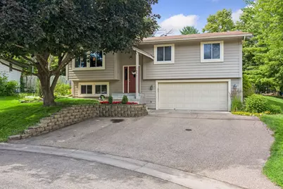 506 Laredo Lane, Chanhassen, MN 55317 - Photo 1