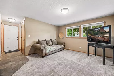 506 Laredo Lane, Chanhassen, MN 55317 - Photo 34