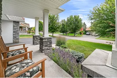2460 White Pine Way, Stillwater, MN 55082 - Photo 2