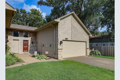4096 Rice Street, Vadnais Heights, MN 55126 - Photo 2
