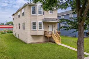 1512 Albemarle St, Saint Paul, MN 55117 - Photo 2