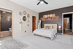 2710 Red Splendor Cir E, Maplewood, MN 55119 - Photo 22
