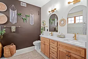 2710 Red Splendor Cir E, Maplewood, MN 55119 - Photo 26