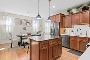2710 Red Splendor Cir E, Maplewood, MN 55119 - Photo 8