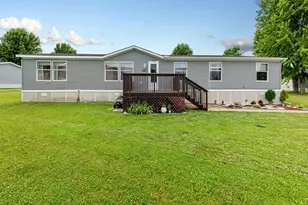 2147 Celtic Ct, North Mankato, MN 56003 - Photo 2