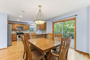 9918 Kiwi Ave N, Brooklyn Park, MN 55443 - Photo 8